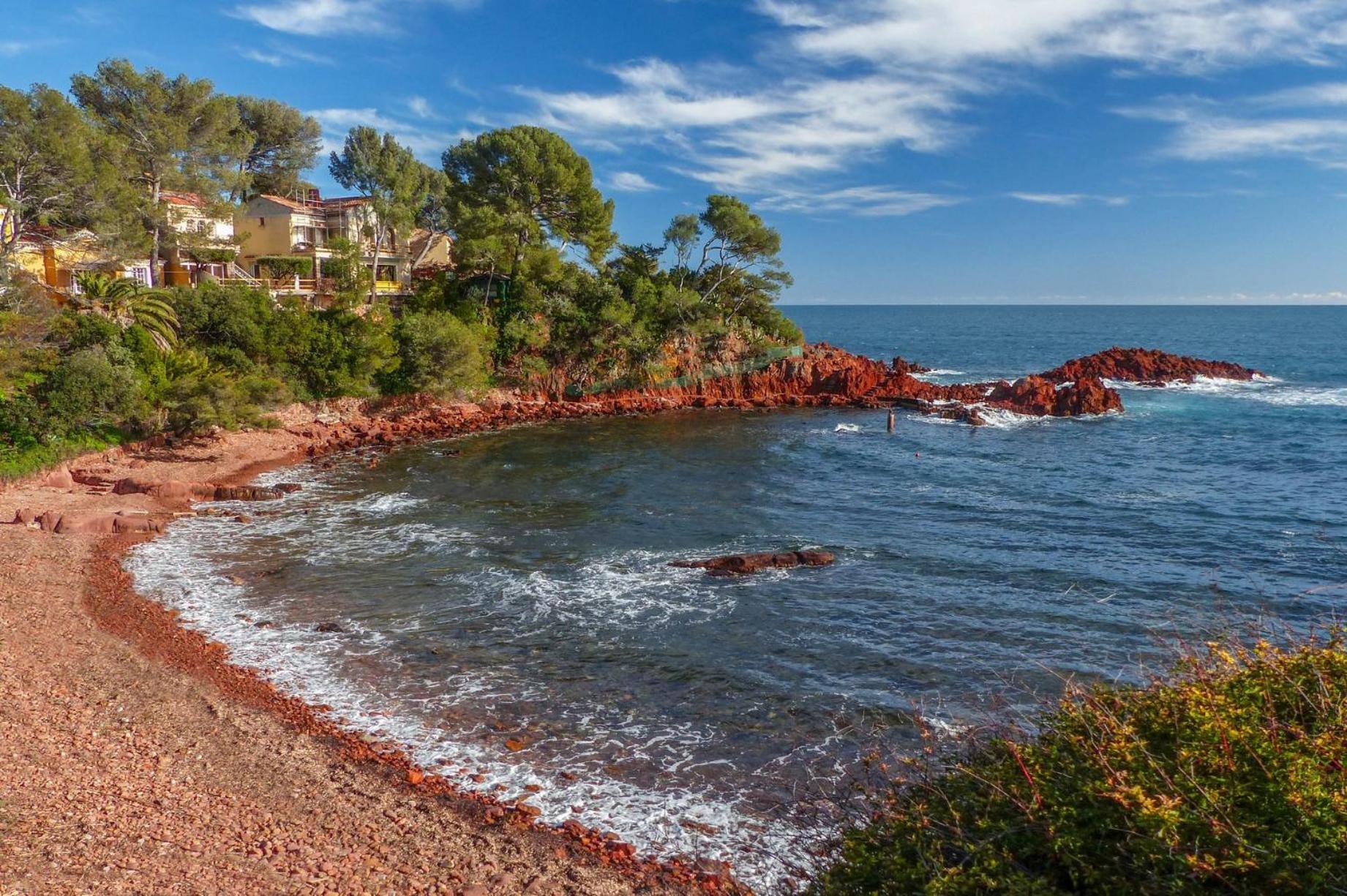 Un Grand Studio Face Au Port De Santa Lucia Saint-Raphaël Exteriör bild
